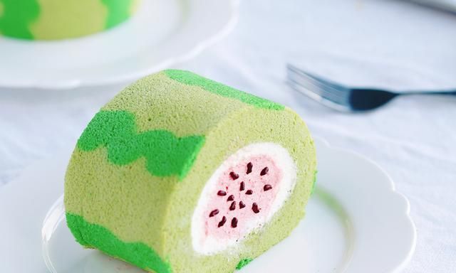 ins爆款蛋糕卷私房日销上百单的西瓜蛋糕卷不藏私配方和做法
