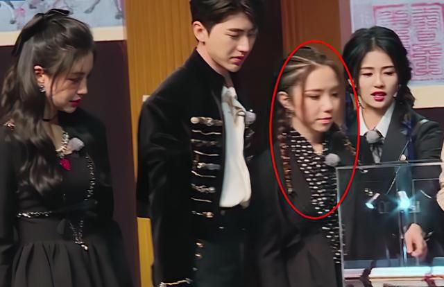 跑男最卑微嘉宾,全程被忽视说话没人理,穿衣落魄不如工作人员?休闲区蓝鸢梦想 - Www.slyday.coM