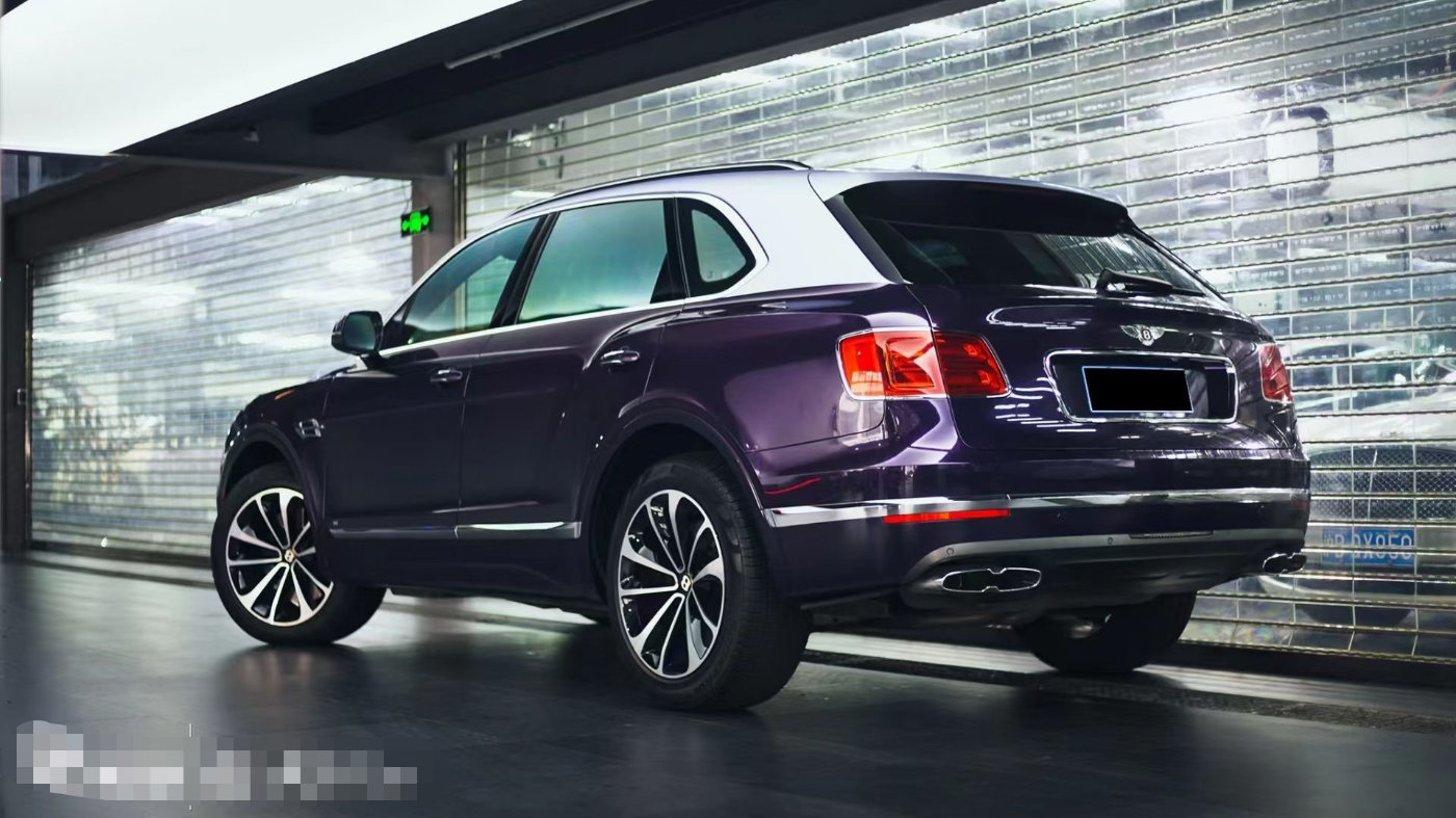 宾利添越全车换色威尼斯紫瑰丽又惊艳