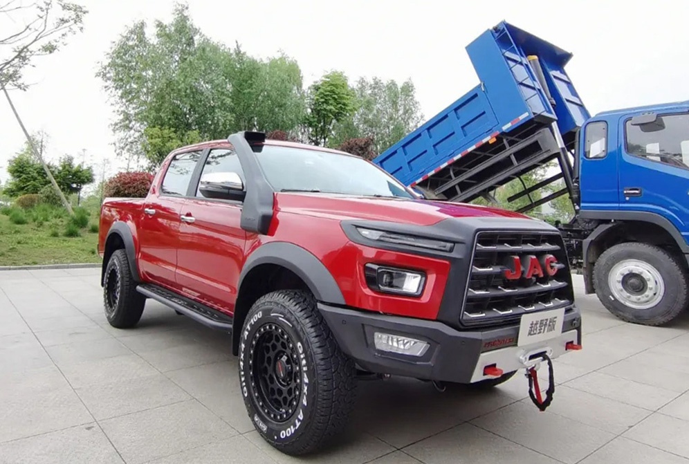 江淮悍途越野版实车曝光,外观很霸气,2.0t国六柴油 四驱