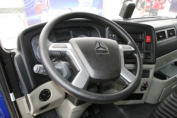 五大类别全覆盖,全新重汽豪沃n系闪亮登场 | 卡车之友网