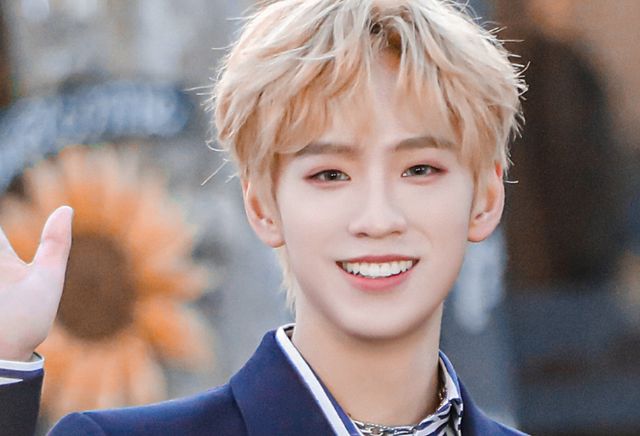 余景天还能出道吗?为何周柯宇被众人心疼,余景天却墙倒众人推休闲区蓝鸢梦想 - Www.slyday.coM