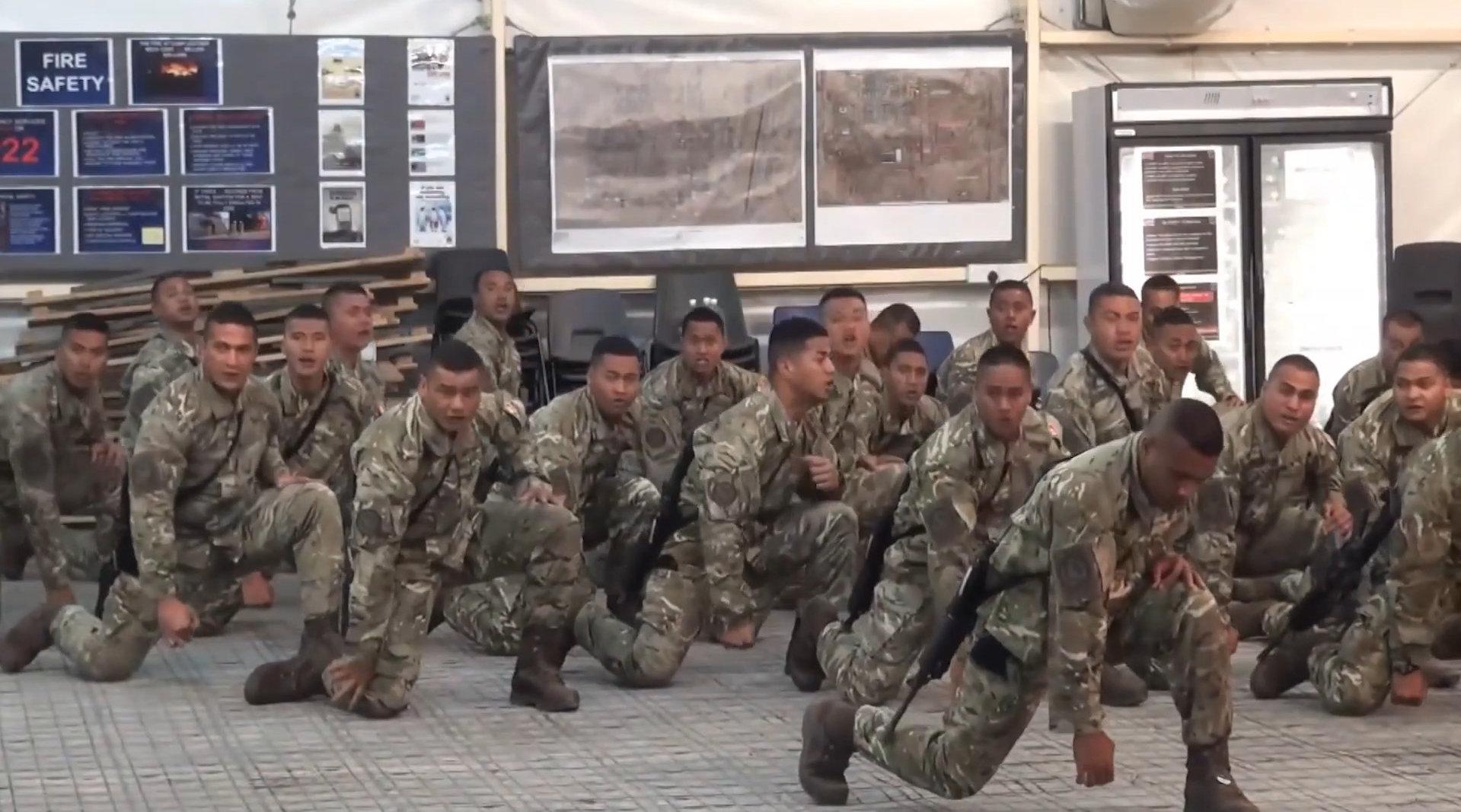 汤加海军陆战队,号称此国最具战斗力的士兵,见识一下吧!