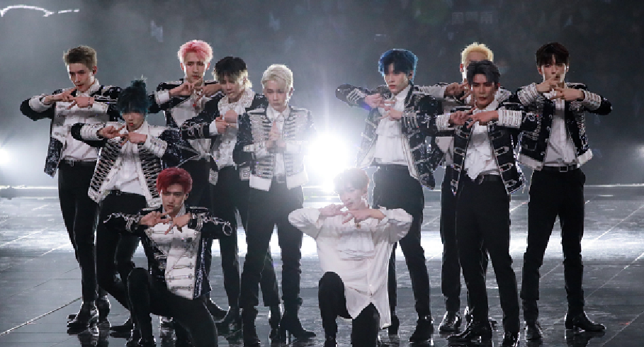 11个人11种发色,这造型还是比较强悍的,这11个人的发色,谁更能吸引你?