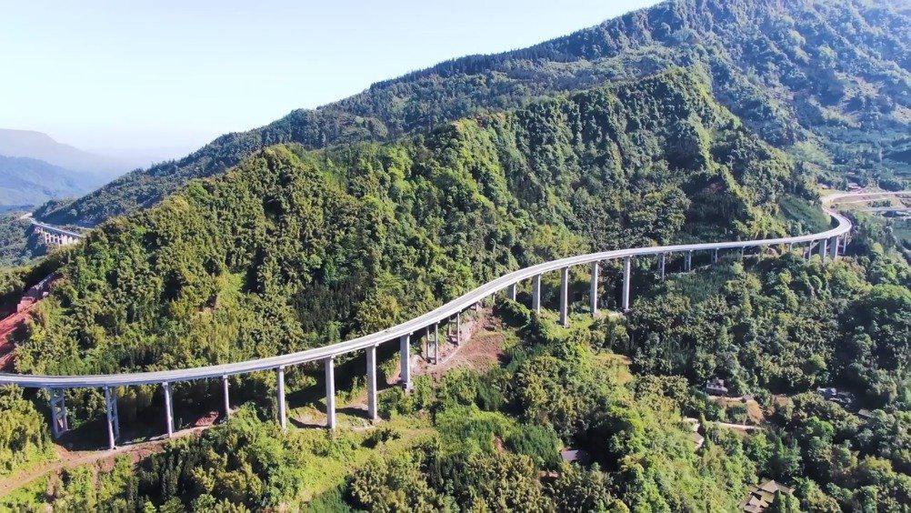 洪雅大峨眉国际旅游西环线具备通车条件!