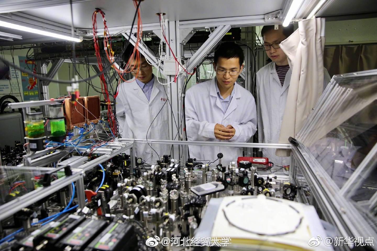 光电子计算机首次超越早期经典计算机的量子计算能力|历史|科研|量子计算_新浪新闻