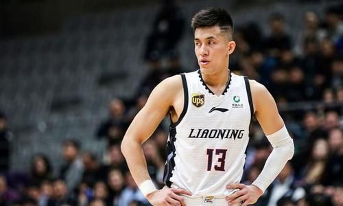 关于辽宁未来:大韩应该从队内战术核心向角色球员转换