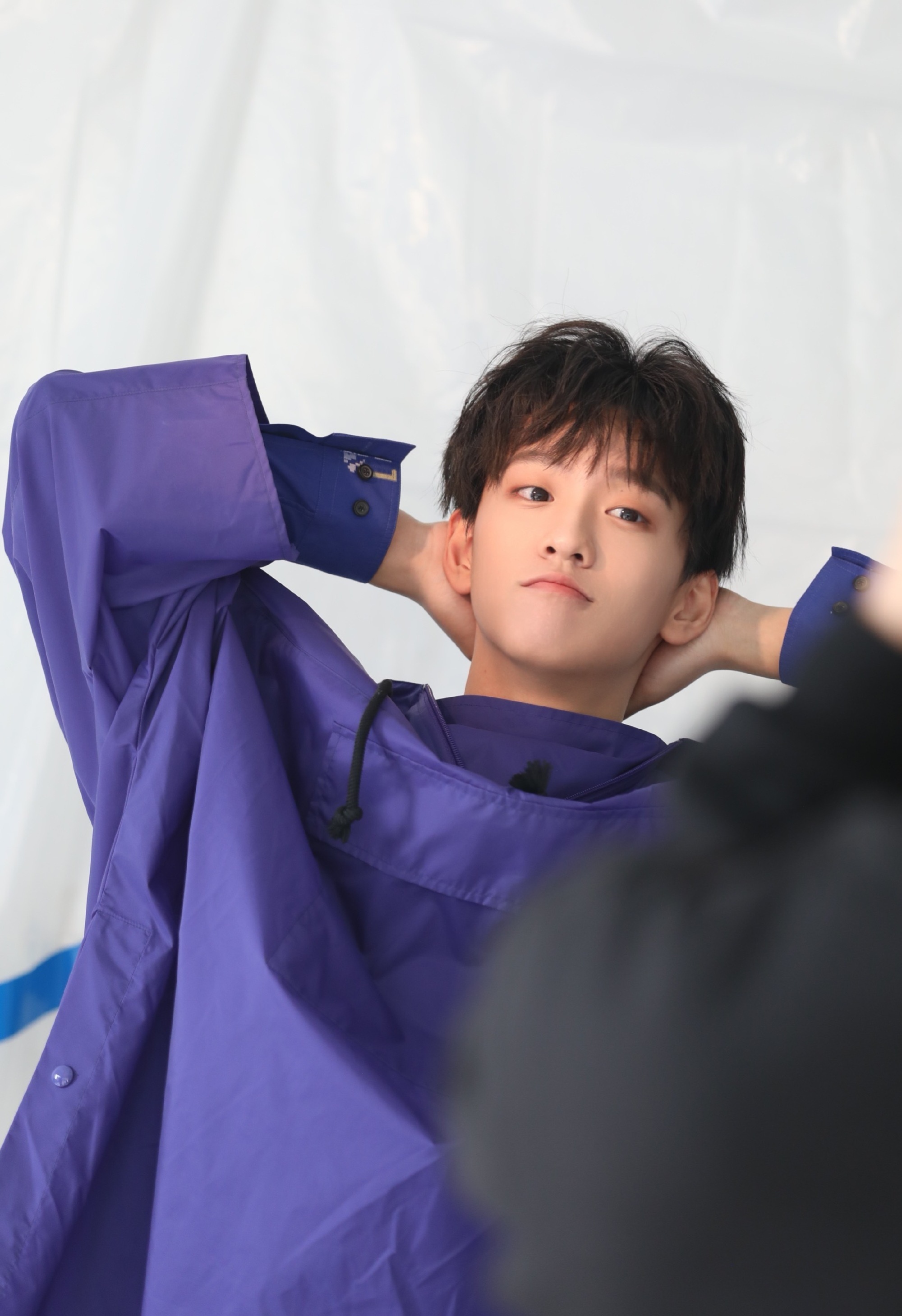 青3选手外出上班余景天缺席这是准备退赛准备还是暂避风头