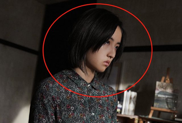 张子枫《秘密访客》遇劲敌,票房被对方反超不说,大众口碑也输了