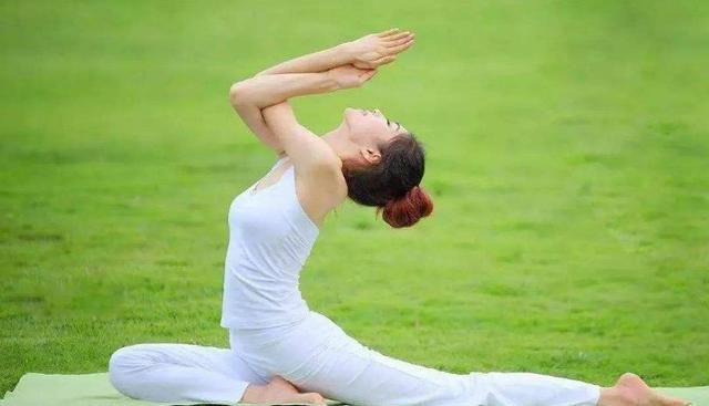 身体柔韧性越来越差,这几个瑜伽动作帮助提升柔韧性休闲区蓝鸢梦想 - Www.slyday.coM