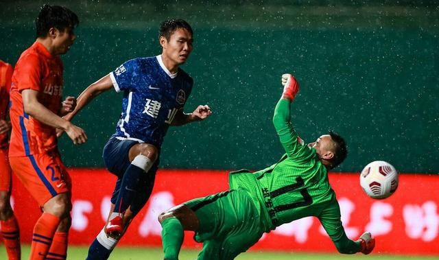 国脚打完人至今未对外道歉,不值得足协保护|王上源|郭田雨|足协_新浪