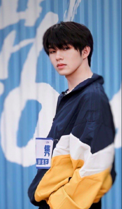 a班里面,目前没有进入到出道位的有刘隽,梁森和徐子未.