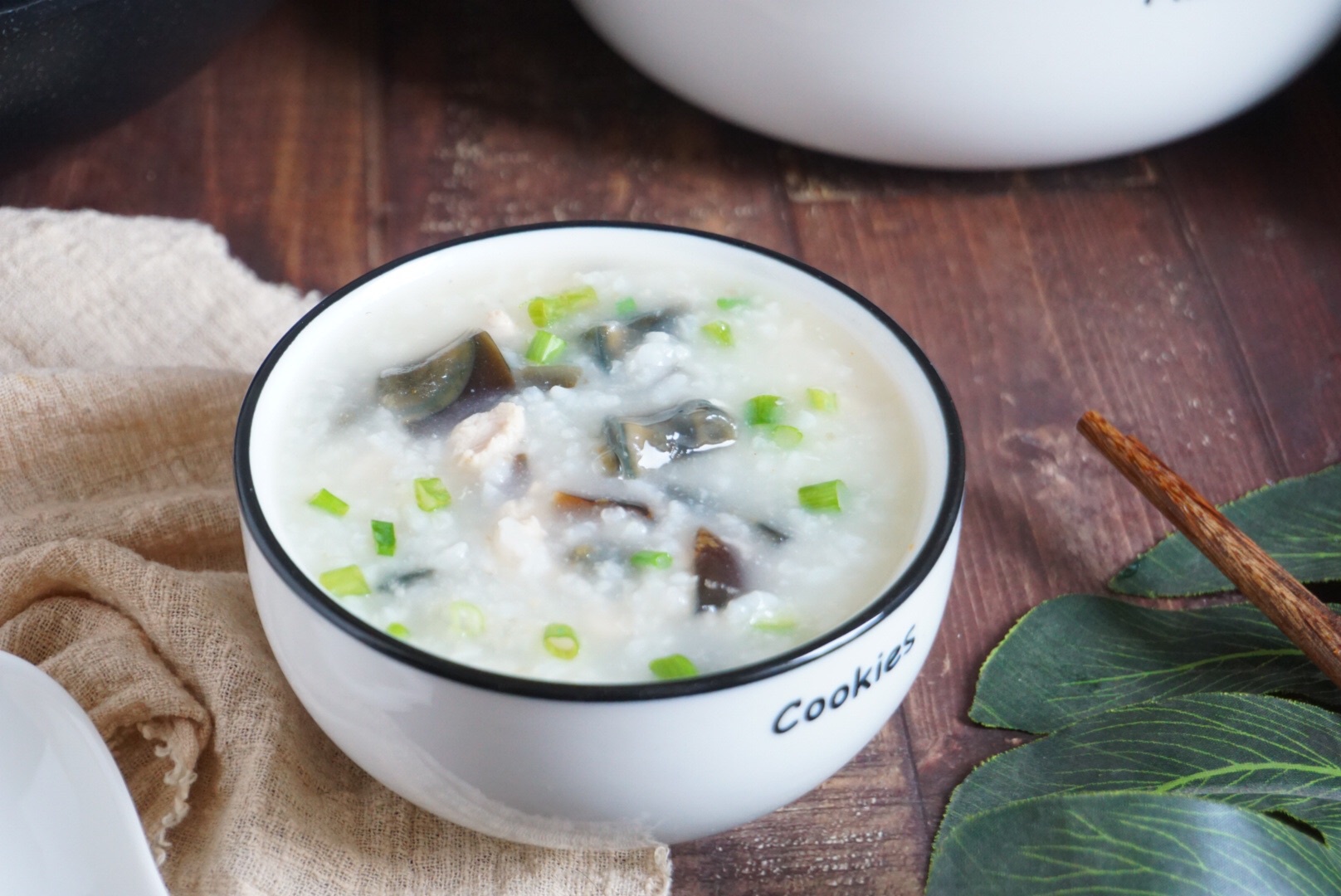 你真的会做皮蛋瘦肉粥吗这么做好之后鲜香不腥才好吃