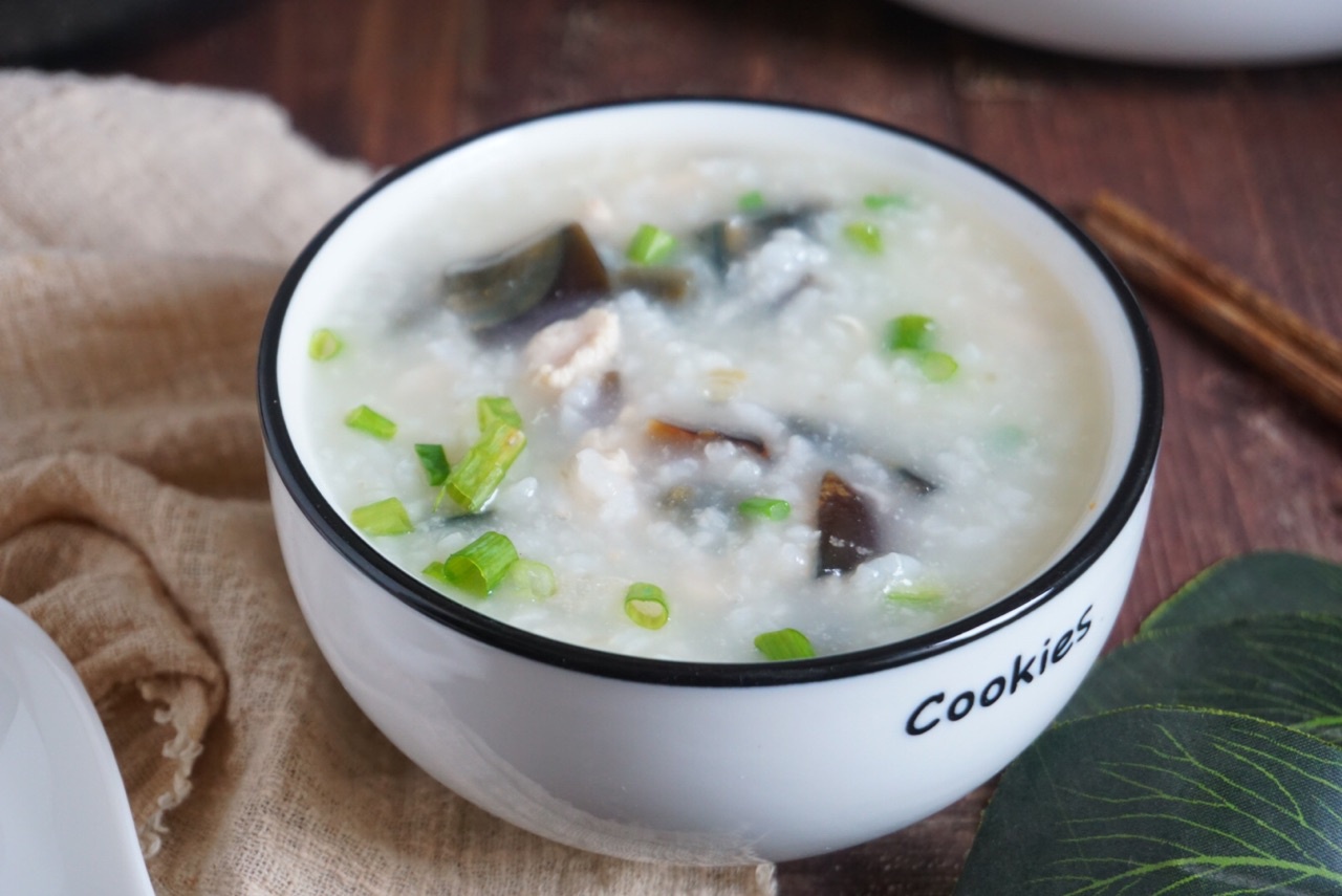 你真的会做皮蛋瘦肉粥吗这么做好之后鲜香不腥才好吃