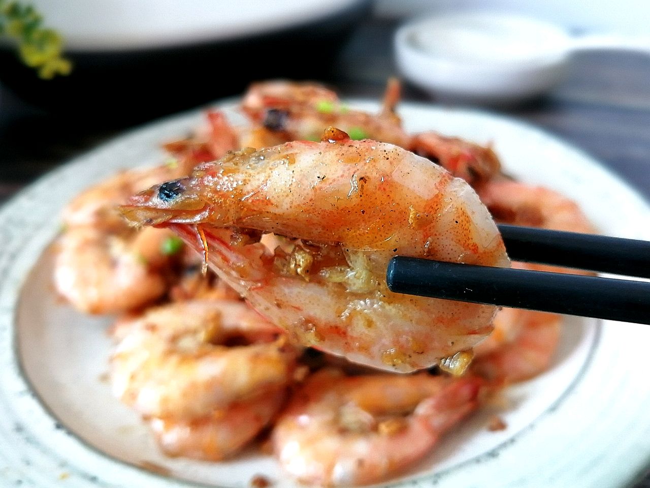 百吃不厌的香酥大虾金黄酥脆美味不腻大人孩子都喜欢吃