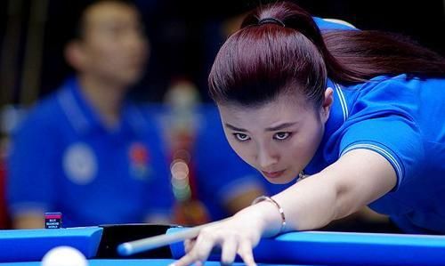 家境贫寒十四岁辍学打球,终于苦尽甘来|付小芳|台球|九球_新浪新闻