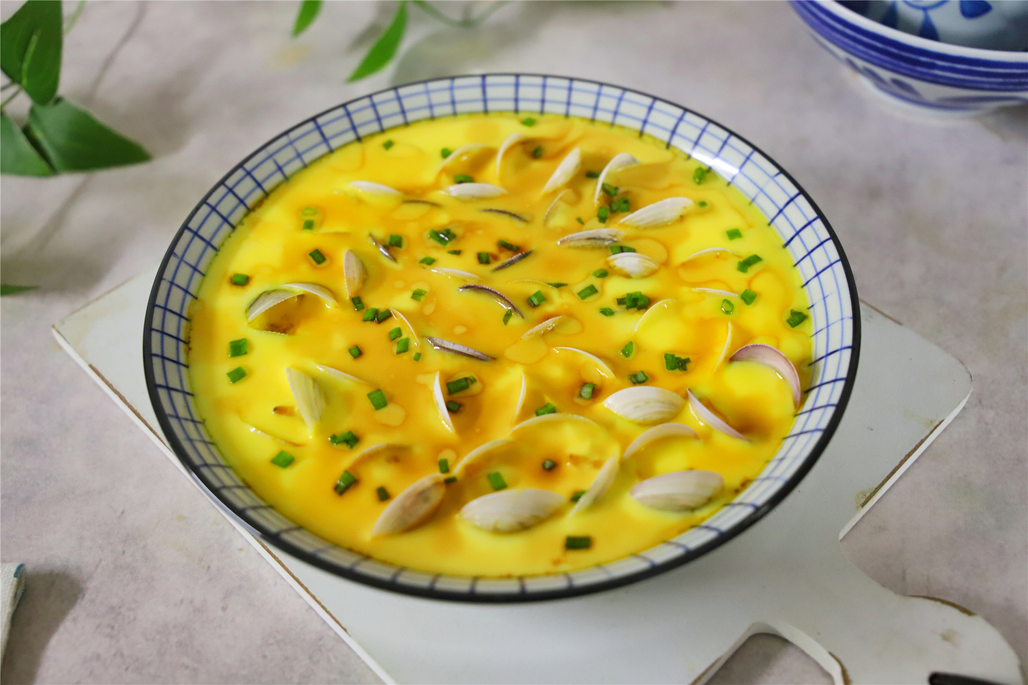 文蛤蒸蛋,用冷水还是用热水,学会小窍门,蛋羹细腻水嫩无蜂窝|文蛤|蛋
