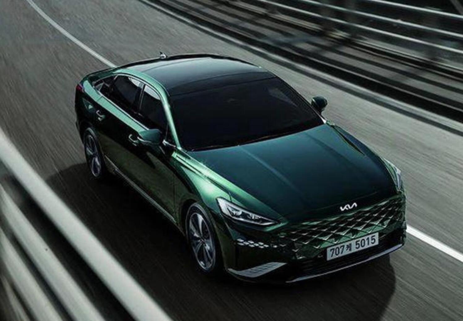 起亚全新k8混动版海外发布 年内正式上市