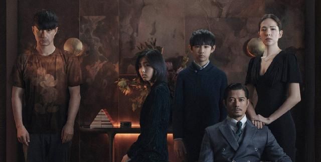 五一档总票房破15亿创纪录 你的婚礼破6亿 悬崖之上破5亿休闲区蓝鸢梦想 - Www.slyday.coM 五一档总票房破15亿创纪录 你的婚礼破6亿 悬崖之上破5亿休闲区蓝鸢梦想 - Www.slyday.coM