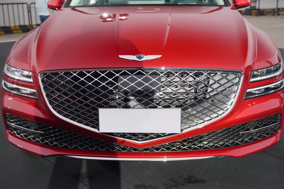 5t,g80车标带翅膀,预售36万多,奔驰e级新对手?