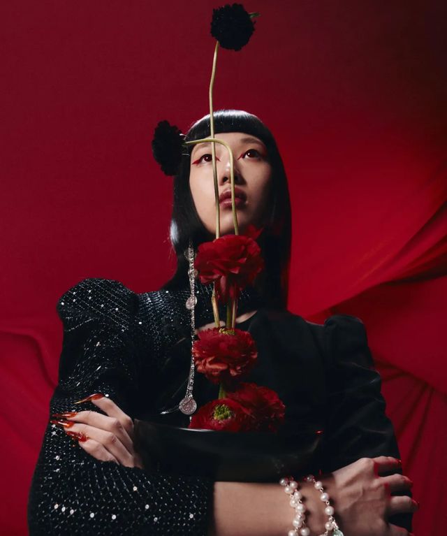 新疆|韩雯|冯光_新浪新闻