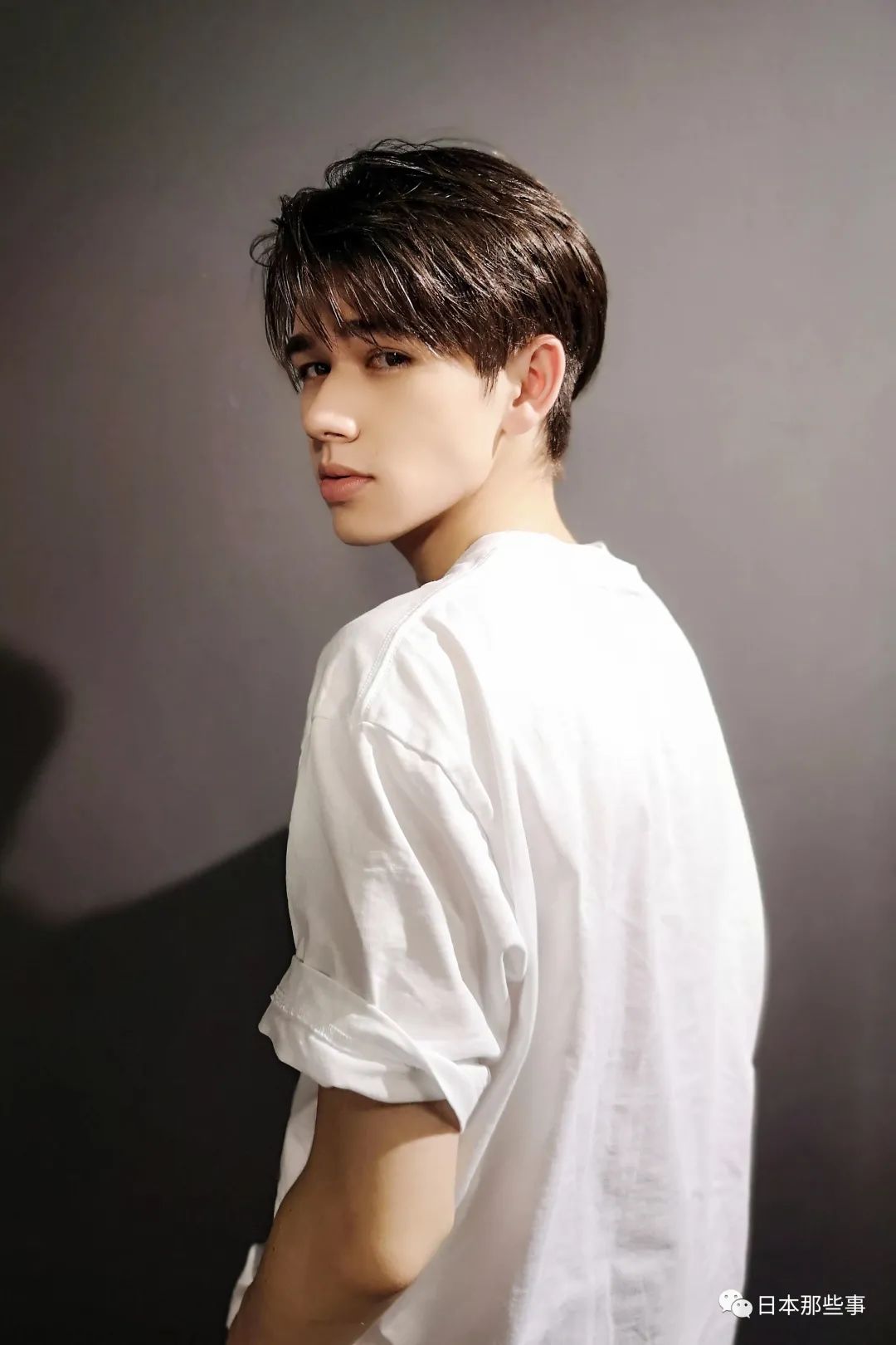 创造营的意难平才华洋溢的亮眼混血男孩庆怜