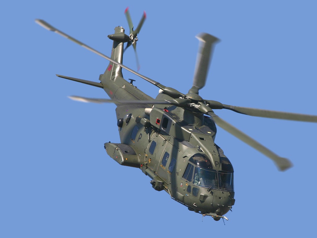 eh101舰载直升机由英意联合打造衍生多款机型