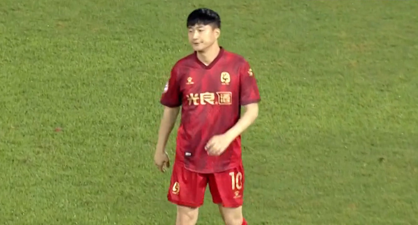 中超名记淄博蹴鞠老板上场相当于见义勇为后又把姑娘强j了