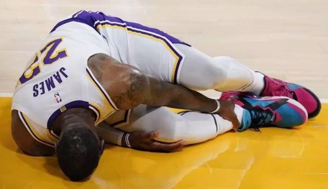 官宣!浓眉身体健康,老詹复出在即,哈登深夜发文,锡安手指骨折休闲区蓝鸢梦想 - Www.slyday.coM 官宣!浓眉身体健康,老詹复出在即,哈登深夜发文,锡安手指骨折休闲区蓝鸢梦想 - Www.slyday.coM