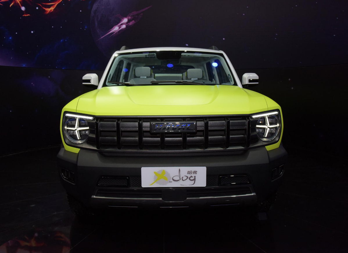 外观方面,哈弗x dog整体风格依然硬派方正,这点与哈弗大狗一脉相承