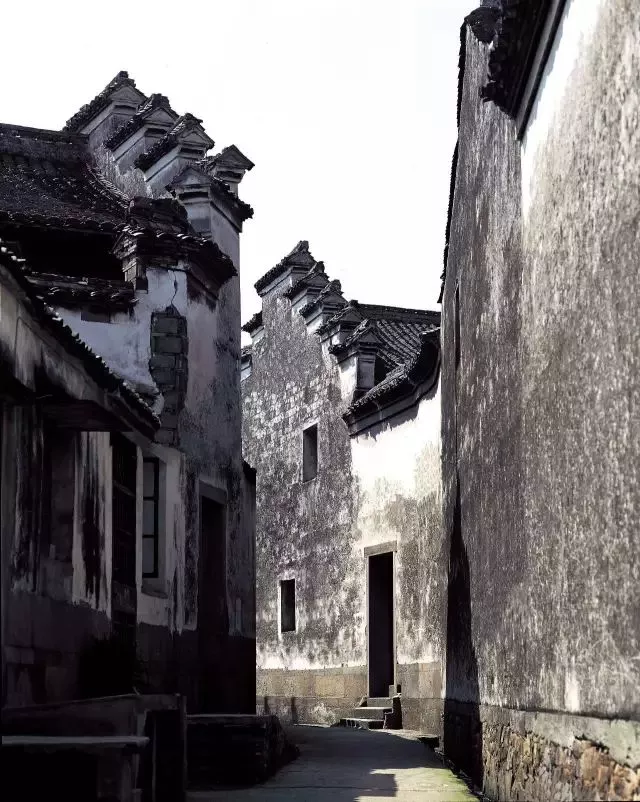 而且,在这个诗情画意的江南水乡,还私藏了8个极具特色又小众的古村落.