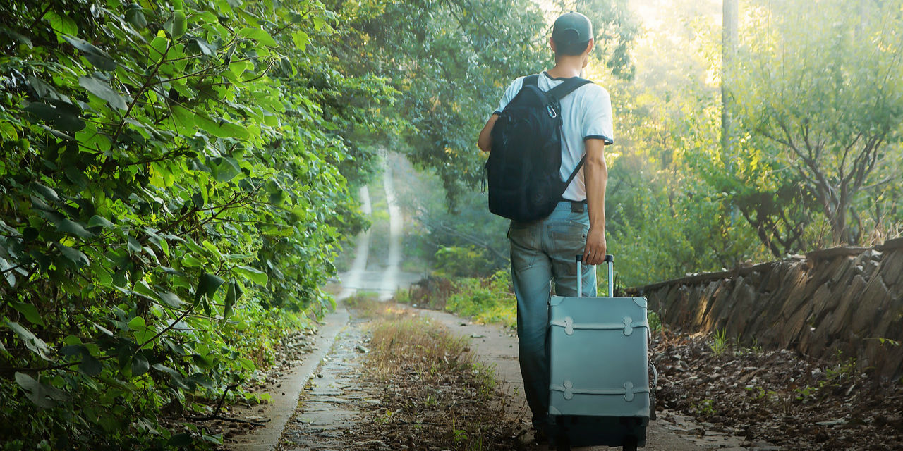 经济观察报 记者 阿茹汗g3662,这是包婷人生第一张高铁票,5月1日放假
