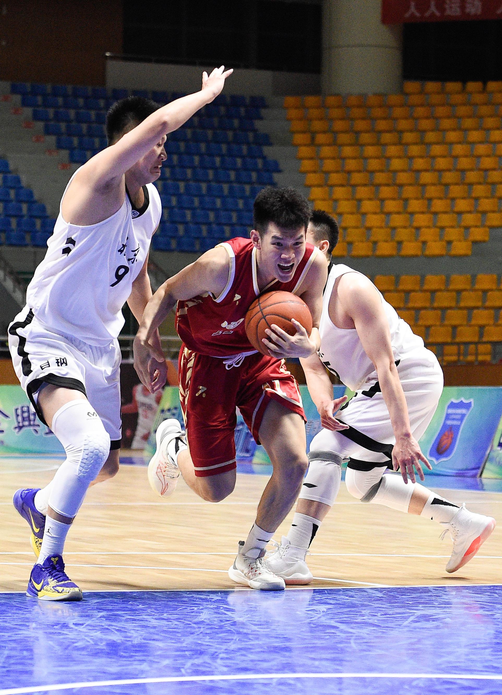 全运会男子u22篮球资格赛北京胜四川