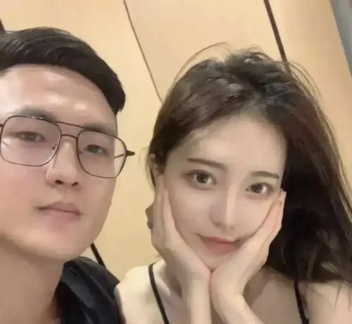 网红项思醒成高端玩家富二代迟迟不愿退婚身材也许是关键