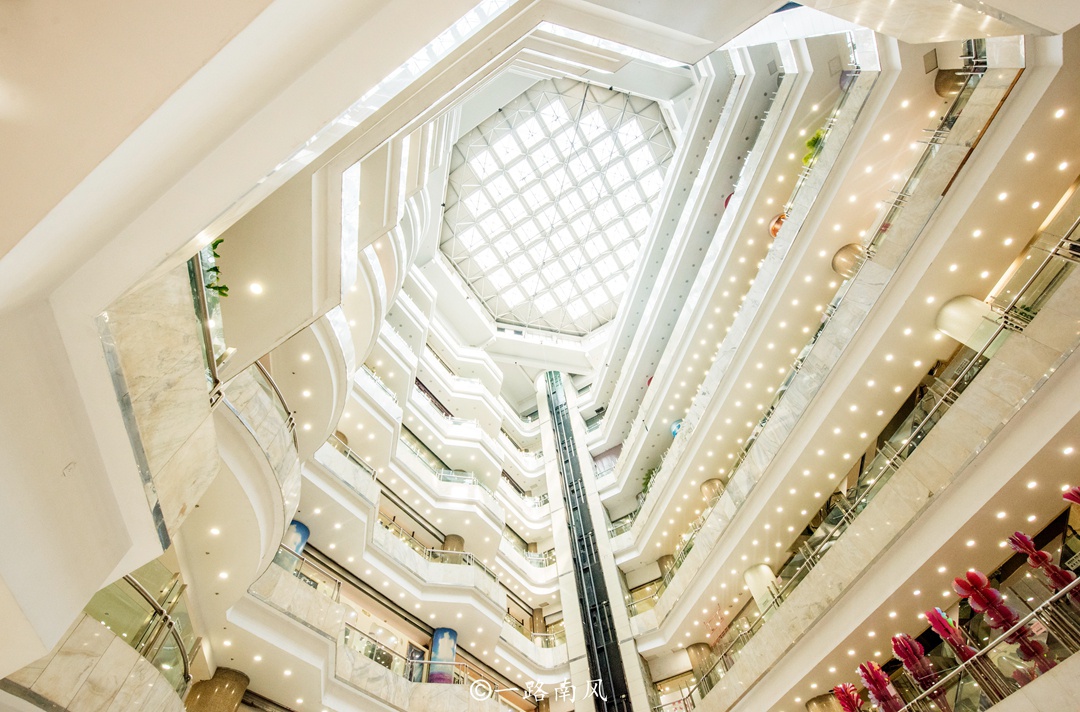 天津劝业场曾经日客流量近20万人次现在感觉有点冷清