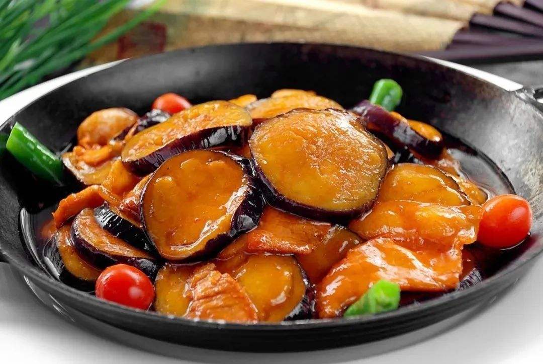 学会这样做番茄炒香菇香气四溢又营养好吃不愁孩子没胃口