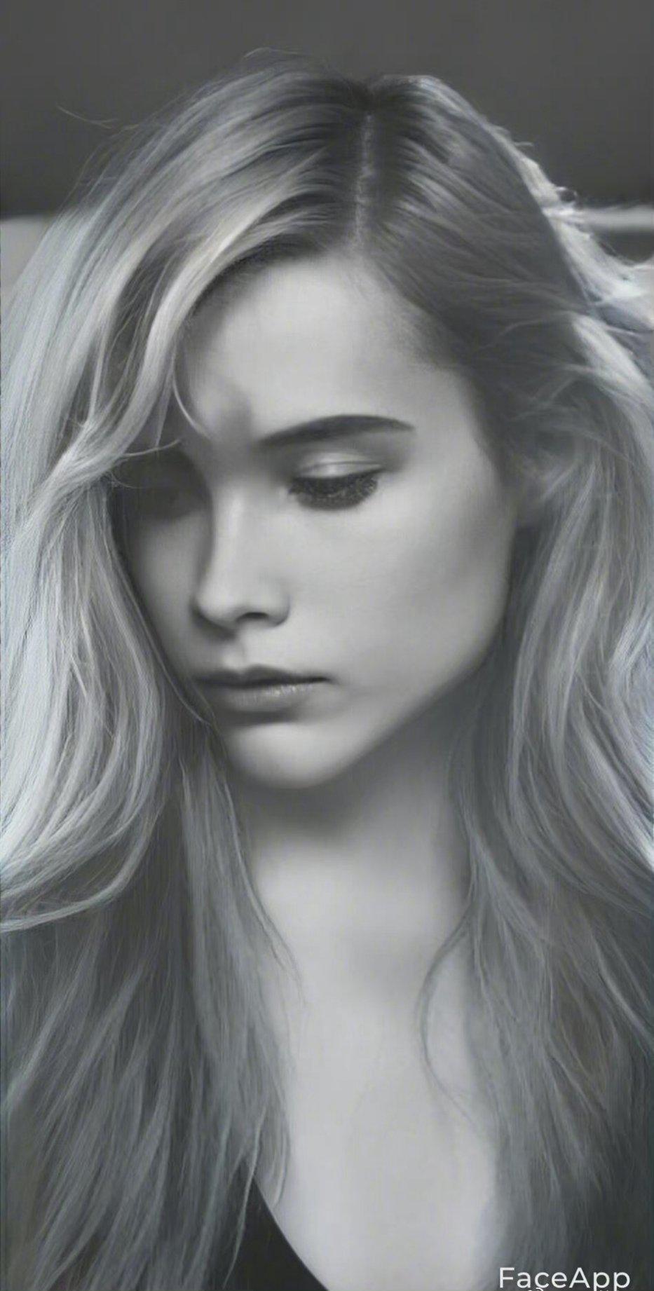 妈耶子利路修vx头像竟然是自己的性转图