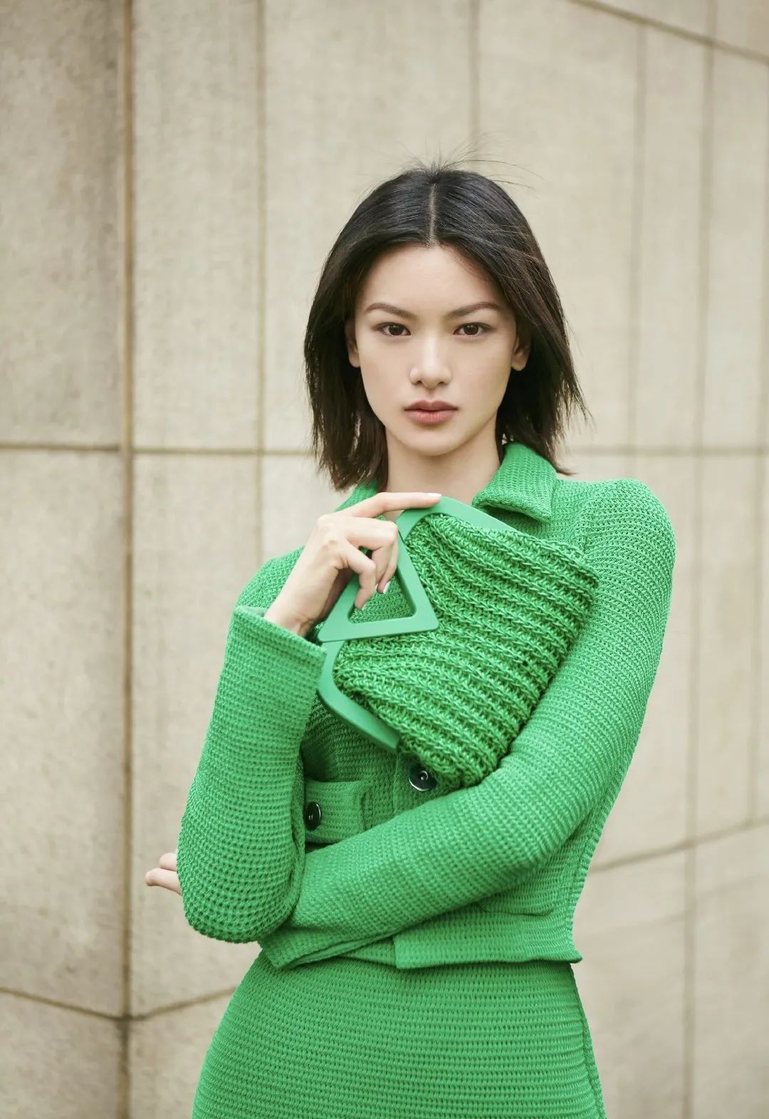 壹周潮话题 | 邱天的出圈造型?有!|met gala_新浪新闻