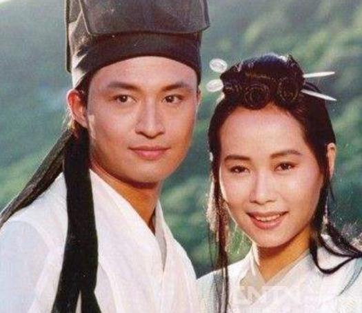 刚好范冰冰也在里面出演,刚好她出演的角色是妲己,马景涛在剧中法做完