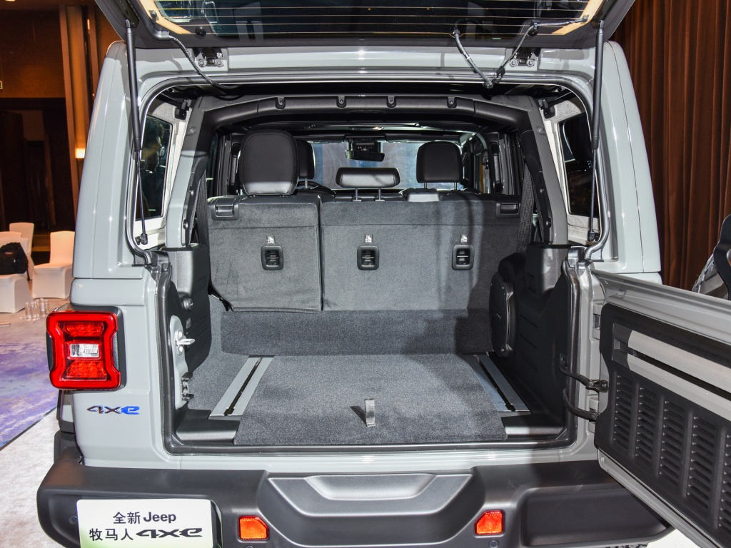 详解jeep牧马人4e先行版内核技术