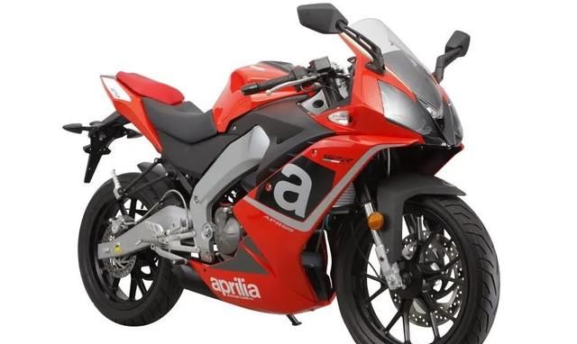 21阿普利亚rs125 Tuono 125发布 佛山摩托资讯 21阿普利亚rs125 Tuono 125发布 佛山摩托资讯