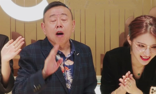 吐槽嘎子把握不住直播的潘长江被现实上了一课