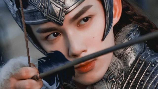 吴磊射箭合集有,边骑马边射箭太燃了吧