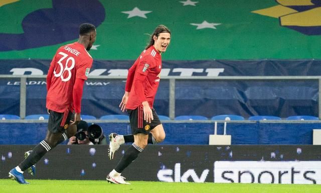 卡瓦尼续约留队他打破了曼联两大魔咒比c罗更适合这支红魔