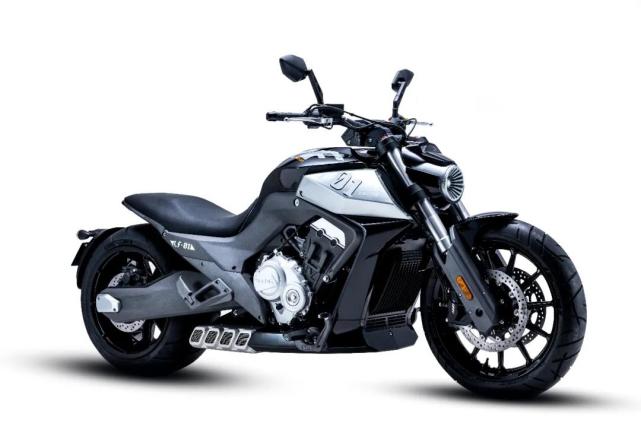 国产四缸科幻巡航 奔达lfc700路试进行中 保留概念车造型