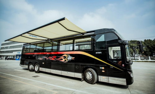 智点大巴房车上榜!