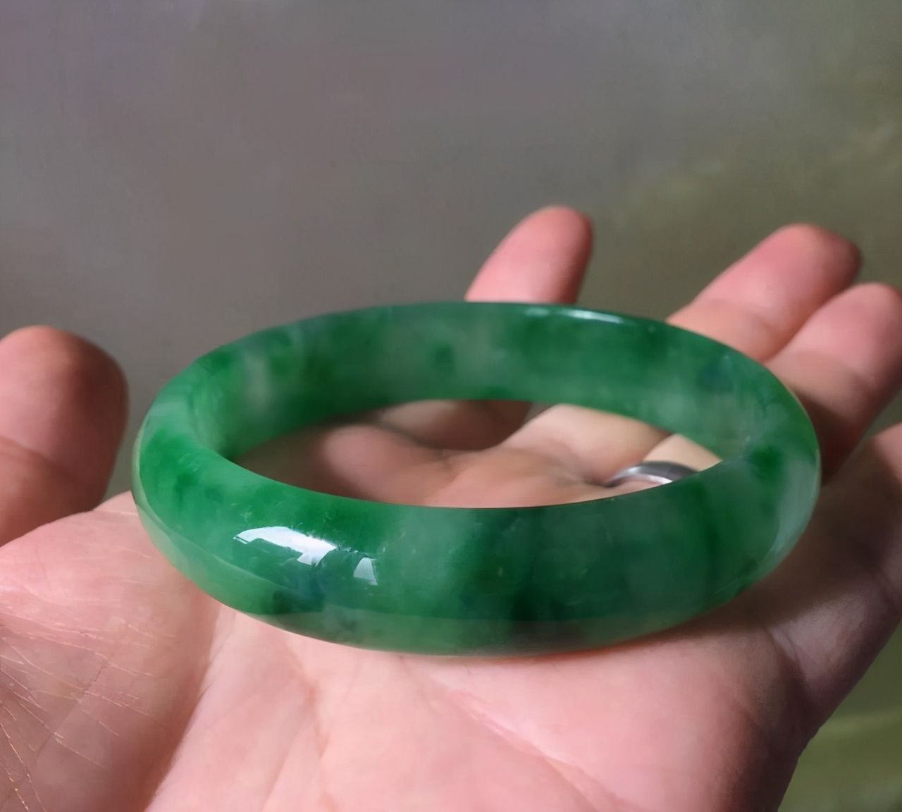 b货翡翠那么多你知道做出来有多难吗