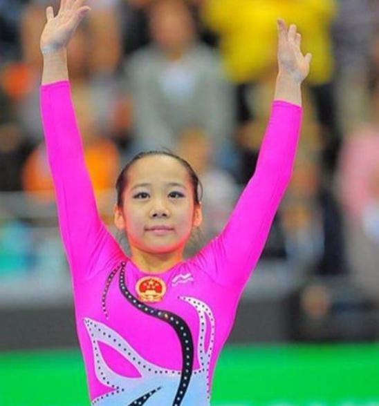 邓琳琳:身高1.37拿体操冠军,退役后迎来"二次发育",如今逆袭