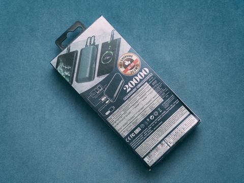 31元的remax两万毫安移动电源多买一个吃灰也无妨