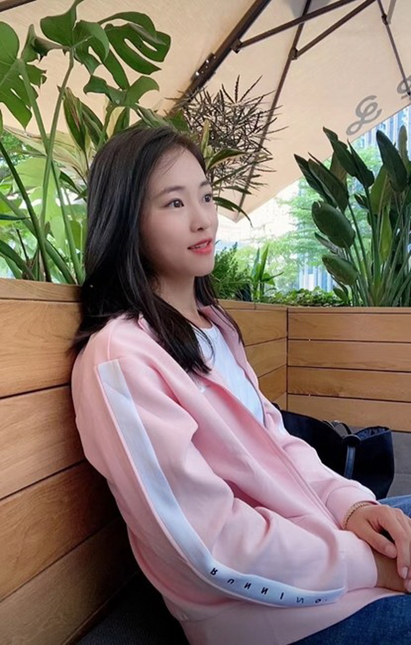 2021湖北长江马拉松冠军殷晓雨差点中途弃赛坚持就是胜利